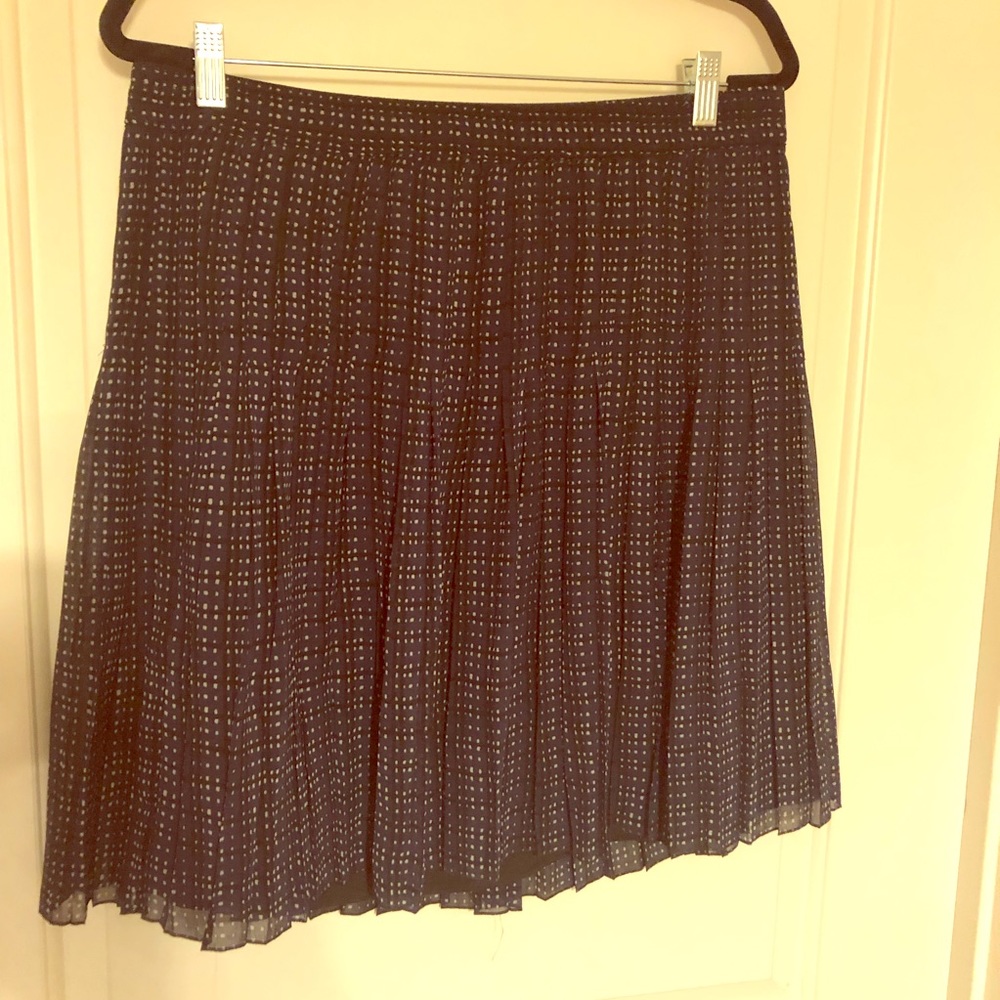 LOFT Pleated Plaid Skirt EUC